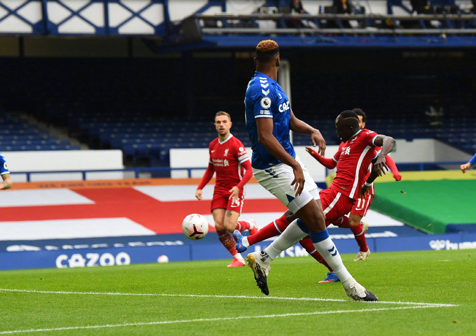 对球员的管 对球员的管